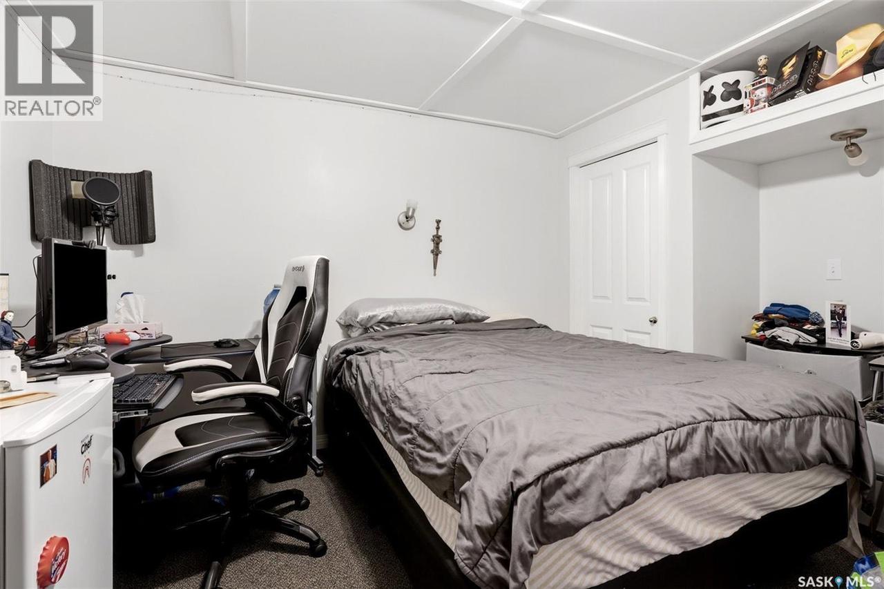 5 Darke Crescent, Regina, SK - Indoor Photo Showing Bedroom