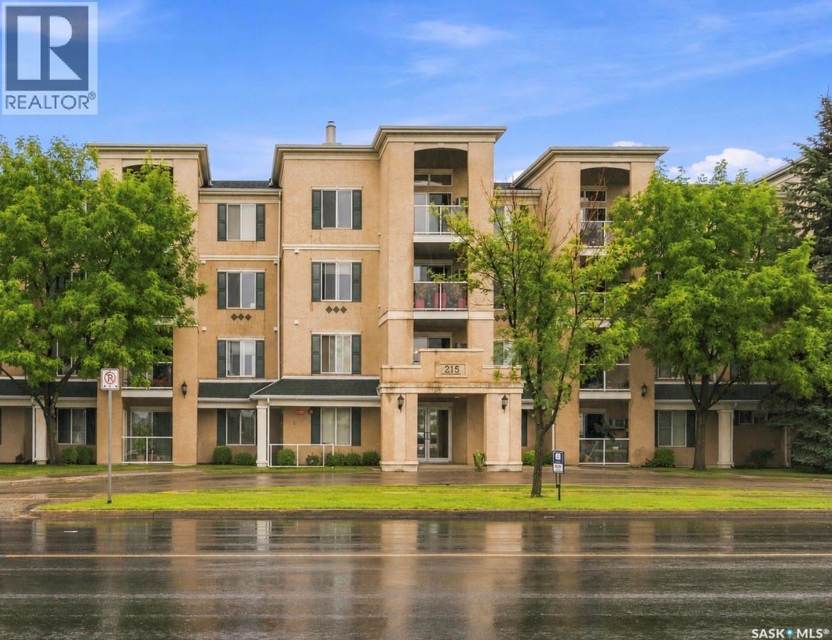 401 215 Lowe Road, Saskatoon, SK - Outdoor With Balcony With Facade