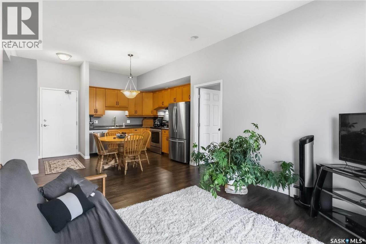 401 215 Lowe Road, Saskatoon, SK - Indoor