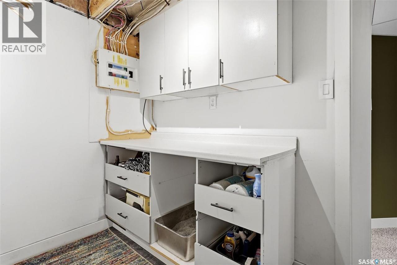 2918 19Th Avenue, Regina, SK - Indoor