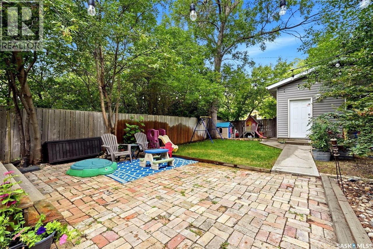 2918 19Th Avenue, Regina, SK - Outdoor With Deck Patio Veranda