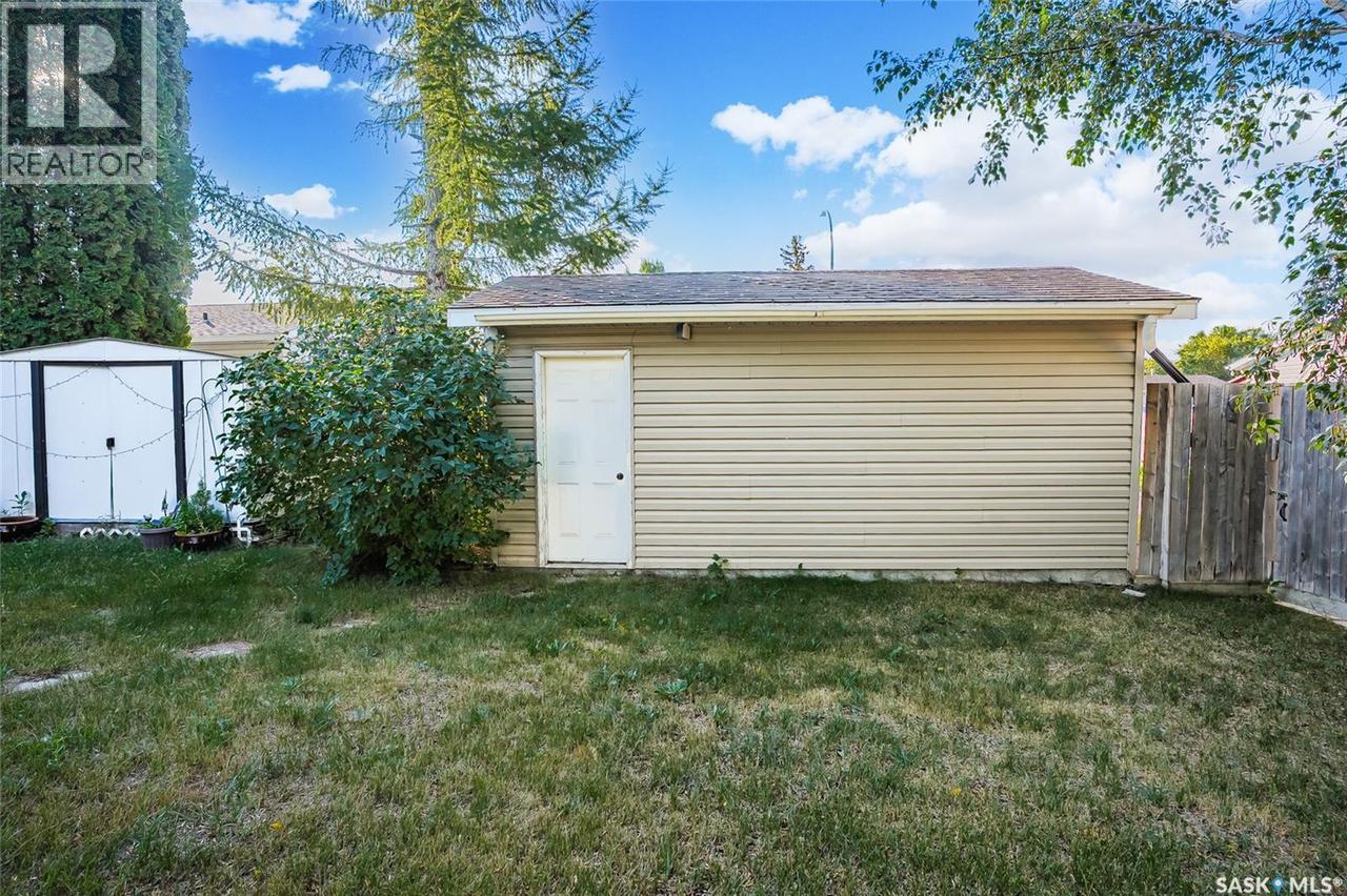 96 Patterson Crescent, Saskatoon, SK - Outdoor