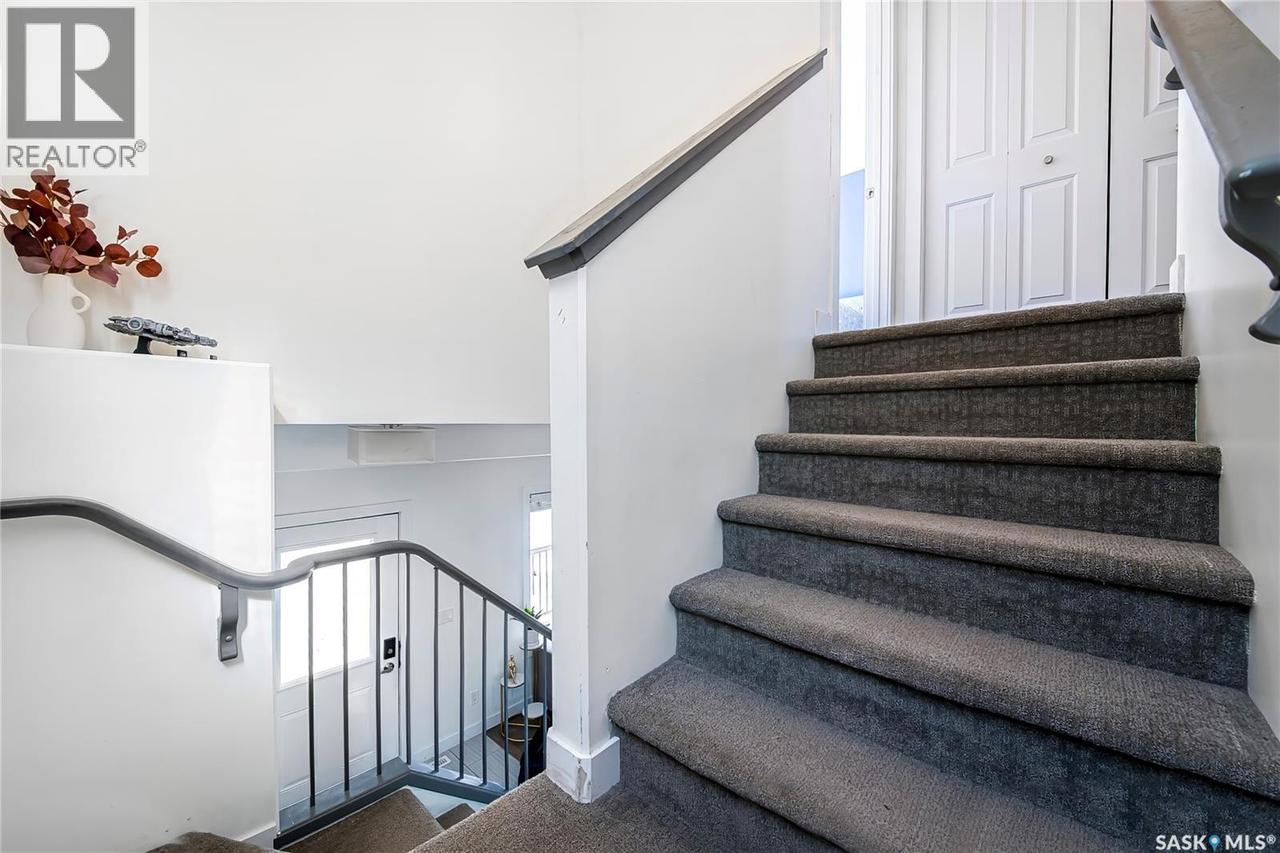 547 Evergreen Boulevard, Saskatoon, SK - Indoor Photo Showing Other Room