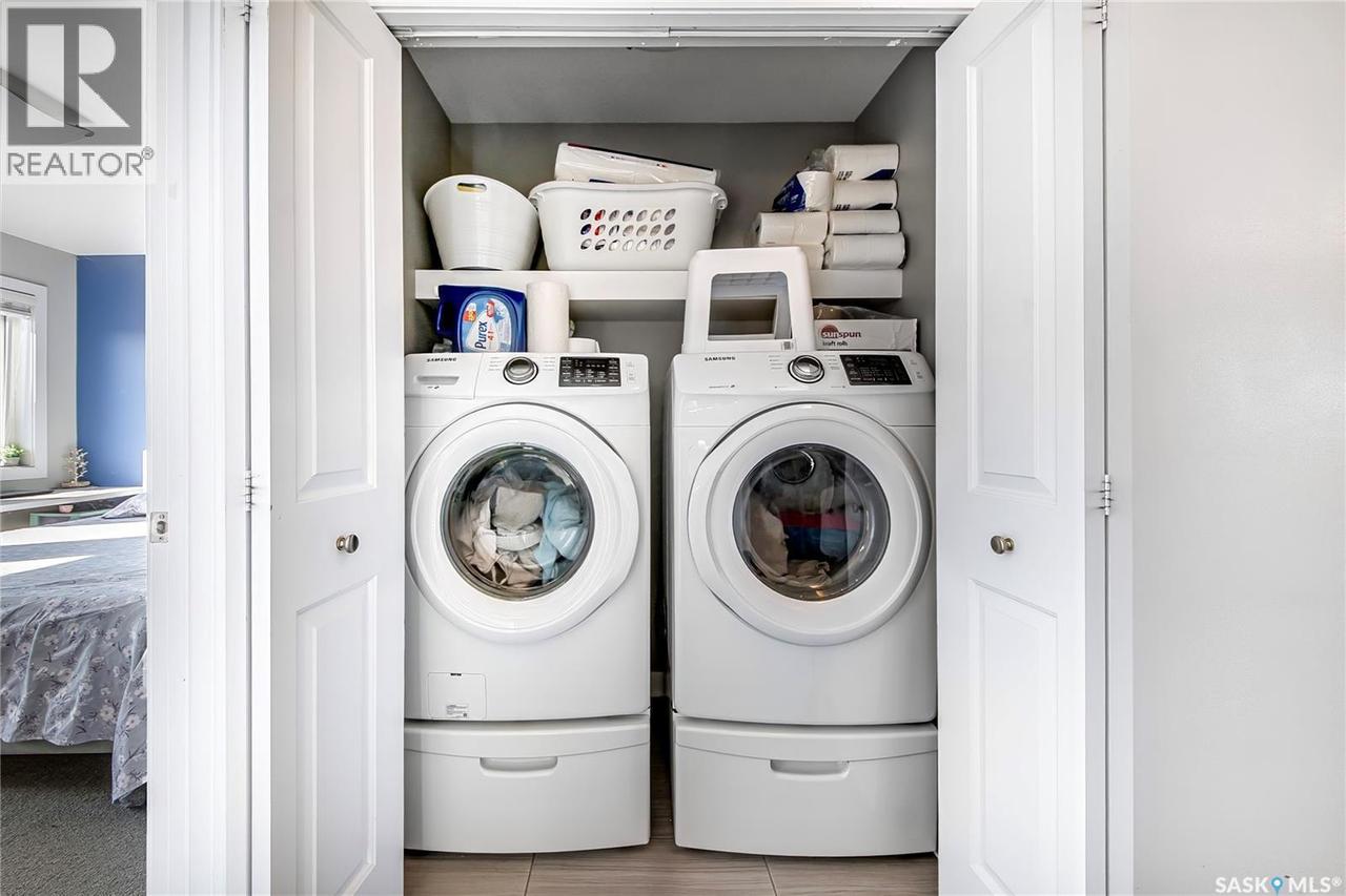 547 Evergreen Boulevard, Saskatoon, SK - Indoor Photo Showing Laundry Room