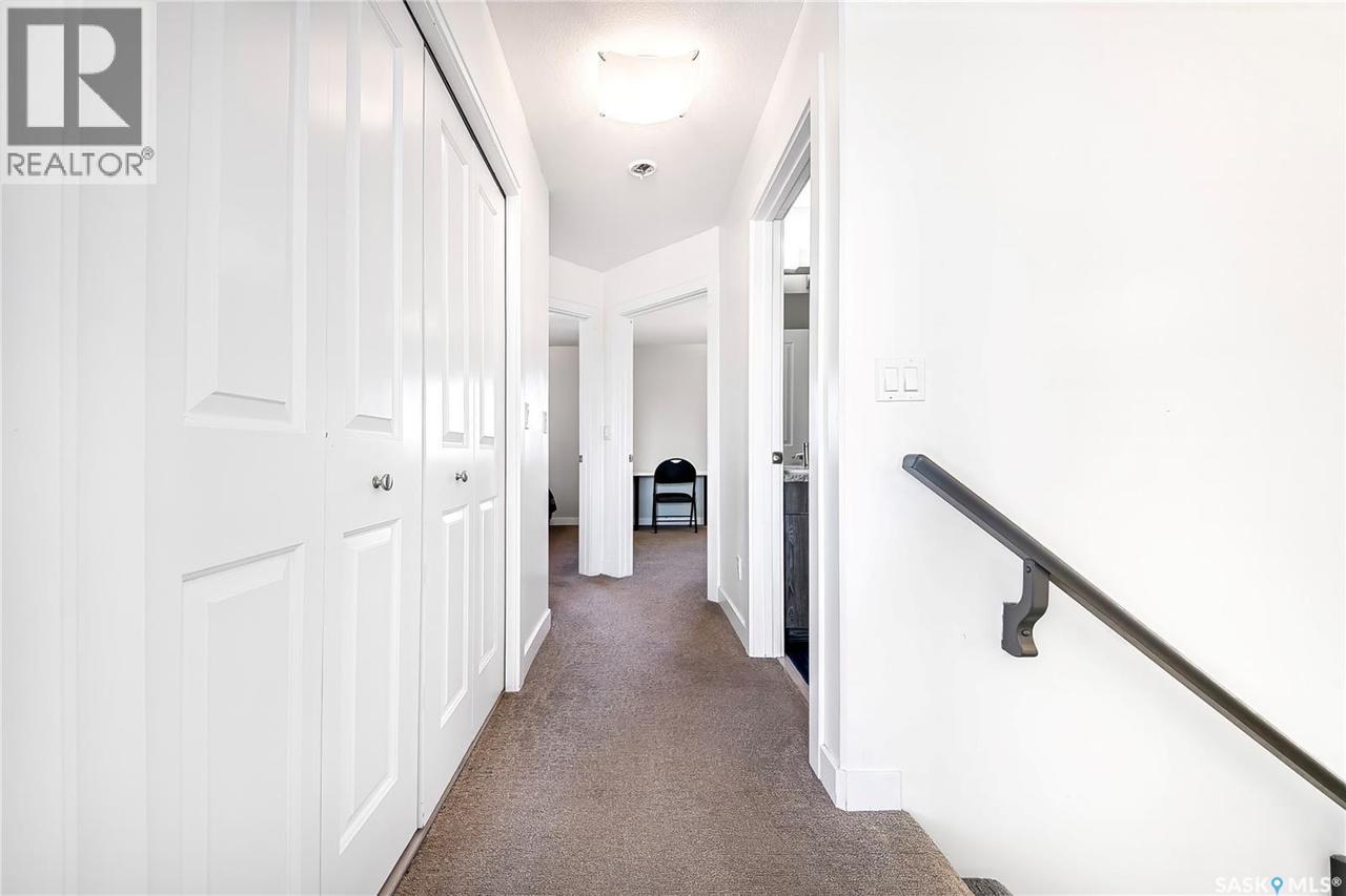 547 Evergreen Boulevard, Saskatoon, SK - Indoor Photo Showing Other Room
