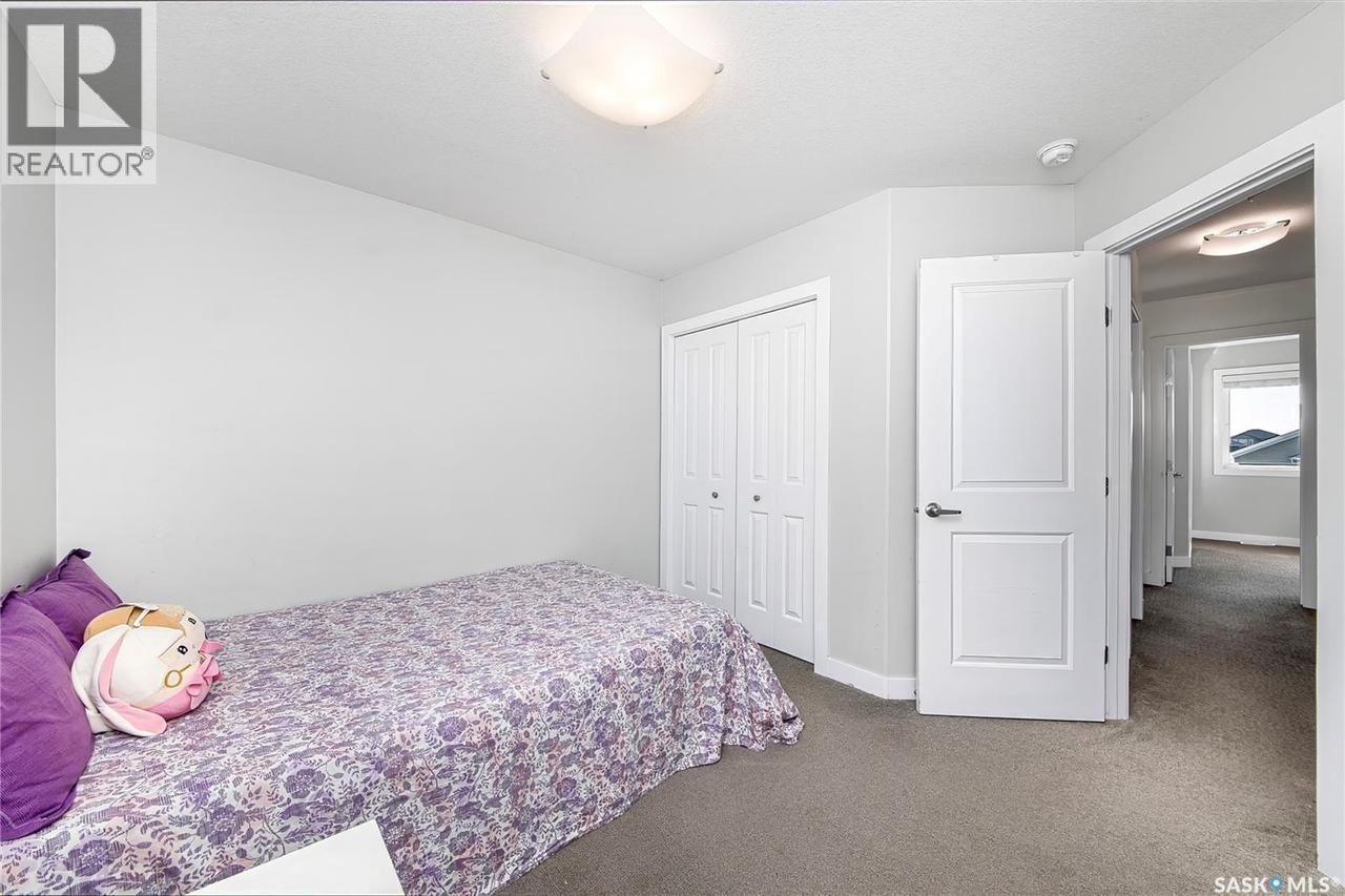 547 Evergreen Boulevard, Saskatoon, SK - Indoor Photo Showing Bedroom