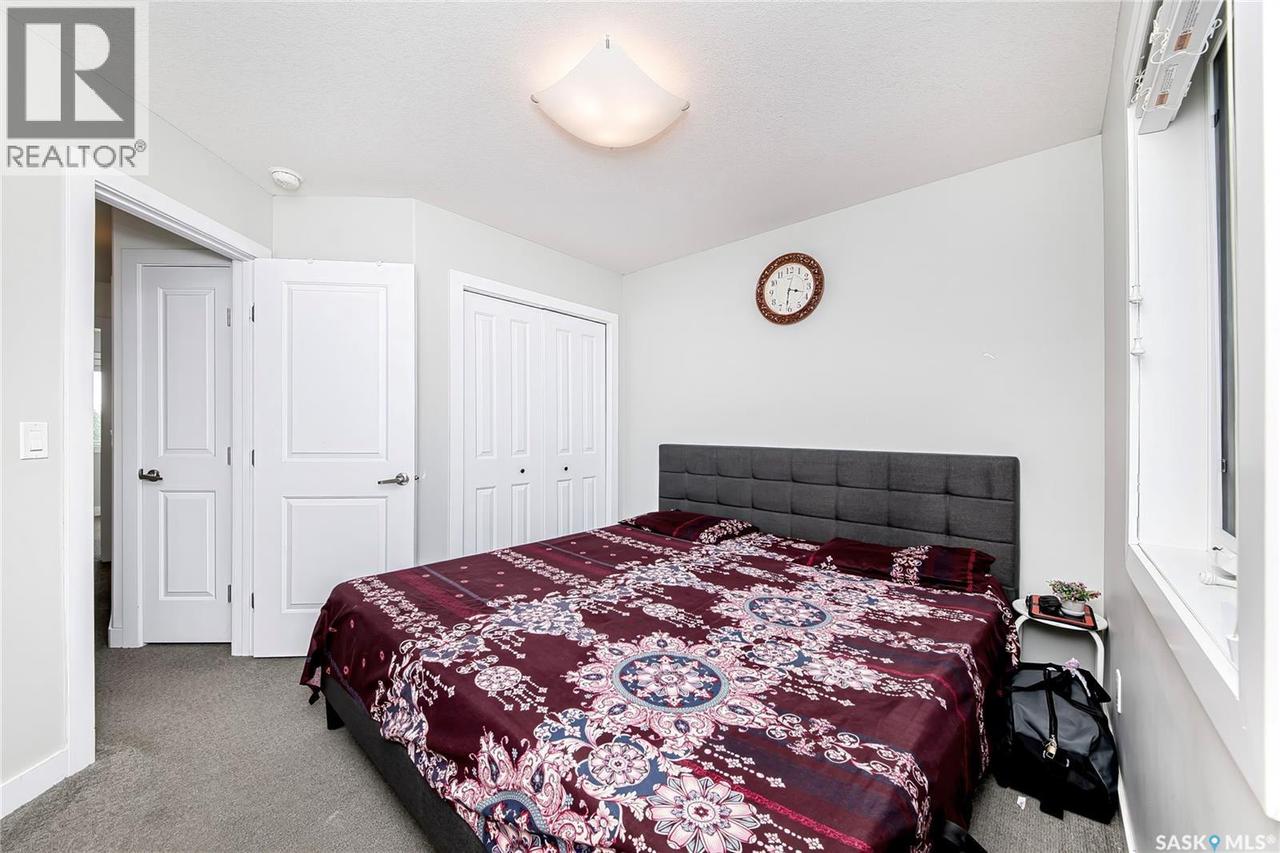 547 Evergreen Boulevard, Saskatoon, SK - Indoor Photo Showing Bedroom