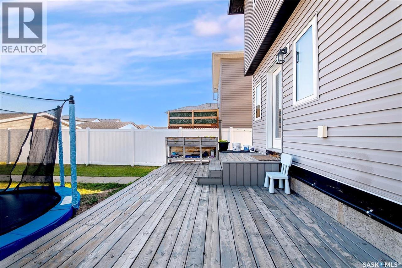 547 Evergreen Boulevard, Saskatoon, SK - Outdoor With Deck Patio Veranda With Exterior