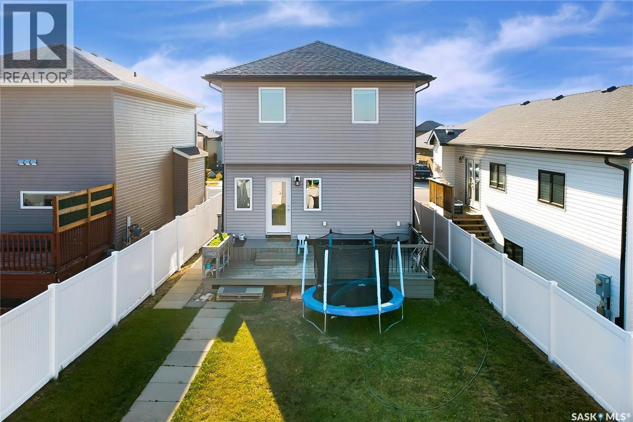 547 Evergreen Boulevard, Saskatoon, SK - Outdoor With Exterior