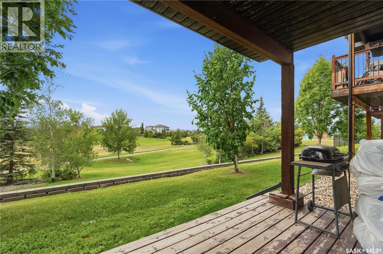 18 118 Hampton Circle, Saskatoon, SK - Outdoor With Deck Patio Veranda