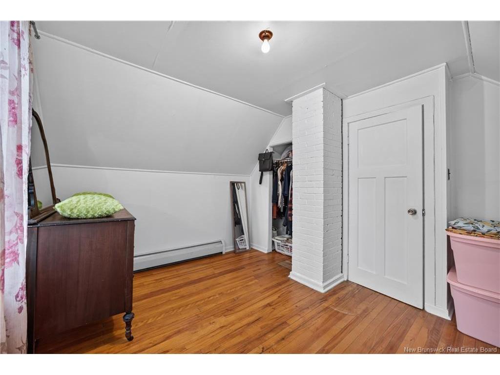 251 Carney St, Devon, NB 