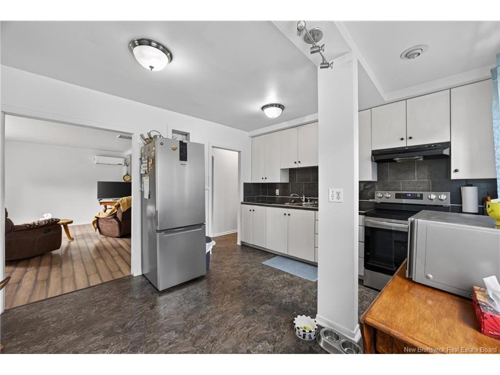 251 Carney St, Devon, NB 