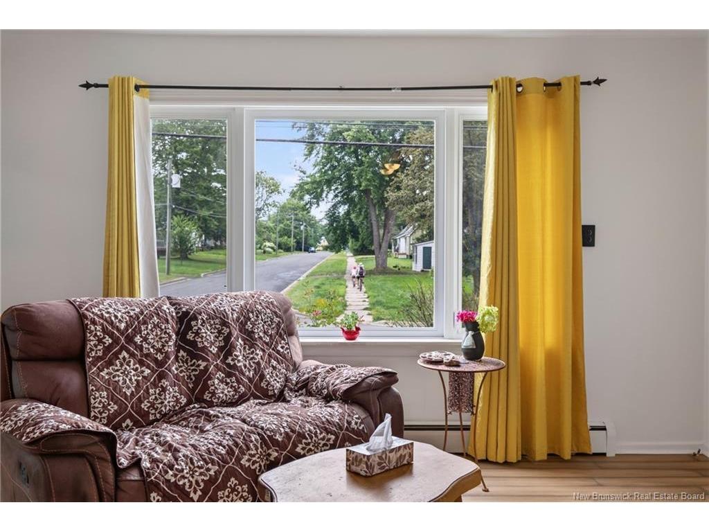 251 Carney St, Devon, NB 