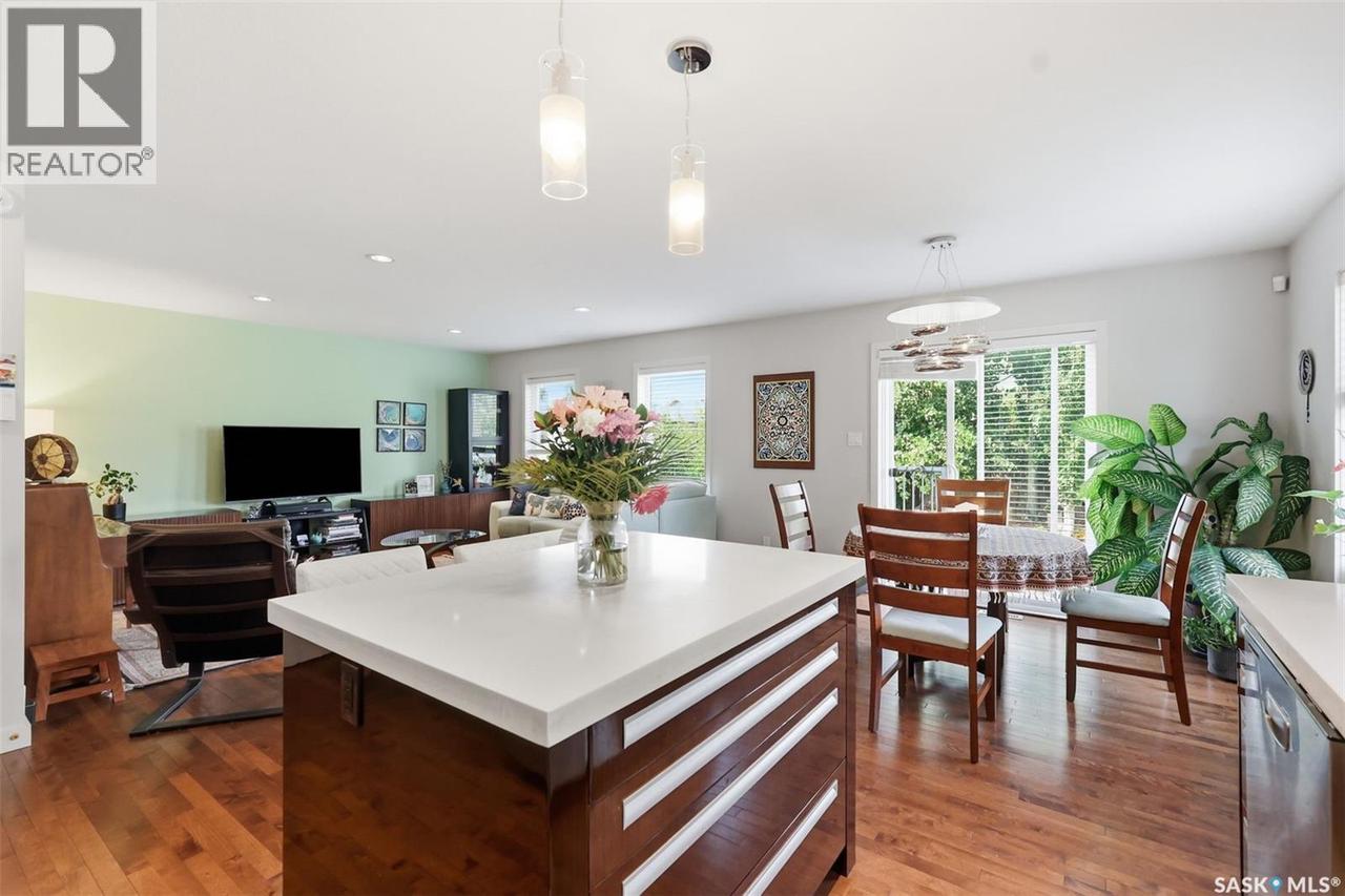 411 Hartley Road, Saskatoon, SK - Indoor