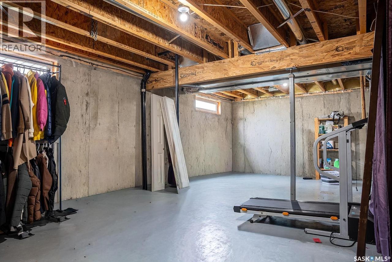 542 Carter Way, Saskatoon, SK - Indoor Photo Showing Basement