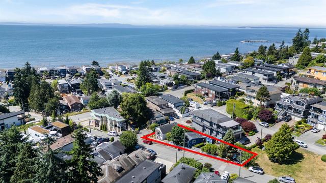 931 Finlay Street  White Rock, BC V4B 4K5