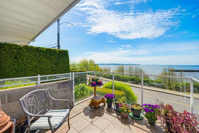 105-15165 Marine Drive  White Rock, BC V4B 1C5