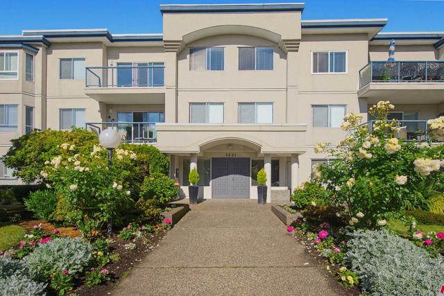 303-1441 Blackwood Street  White Rock, BC V4B 3V6