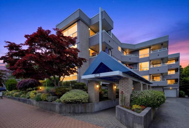 202-15717 Marine Drive  White Rock, BC V4B 1E4