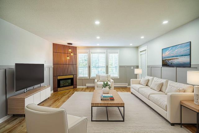 211-1450 Merklin Street  White Rock, BC V4B 4C3