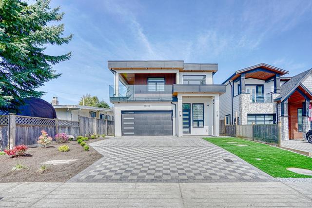 15919 Russell Avenue  White Rock, BC V4B 2S6