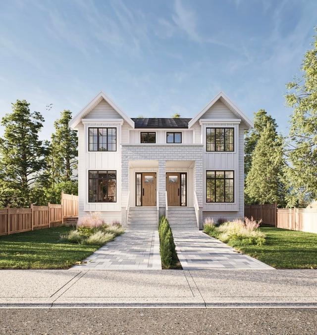 946 160 Street  Surrey, BC V4A 4W5