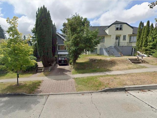 3582 King Edward Avenue W Vancouver, BC V6S 1M6