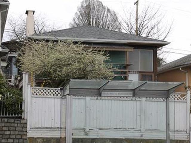 3187 Broadway E Vancouver, BC V5M 1Z7