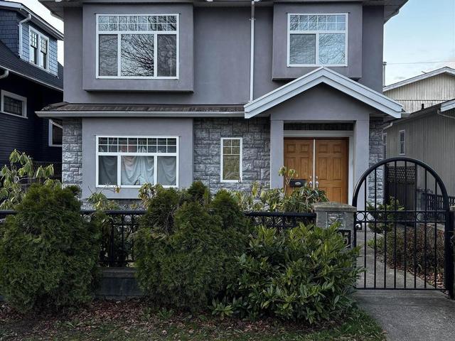 2925 29th Avenue E Vancouver, BC V5R 1V8