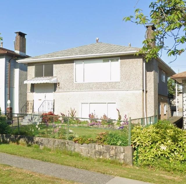 3057 Rupert Street  Vancouver, BC V5M 3V1