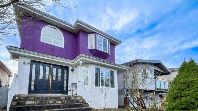 736 55th Avenue E Vancouver, BC V5X 1N7