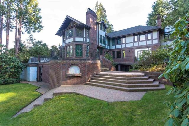 4777 W 2nd Avenue  Vancouver, BC V6T 1C1
