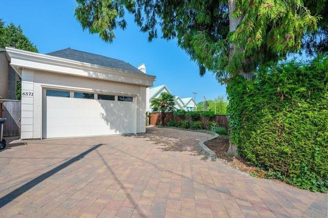 6571 Lynas Lane  Richmond, BC V7C 3K8