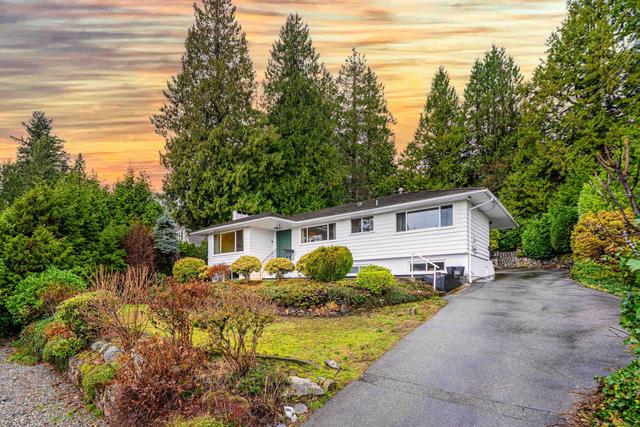 1895 Rosebery Avenue  West Vancouver, BC V7V 2Z5
