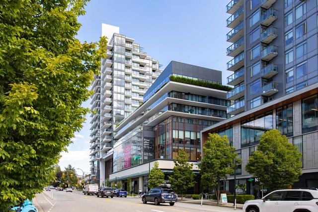 1705-135 13th Street E North Vancouver, BC V7L 0J8