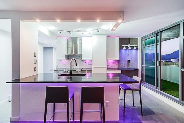 3004-438 Seymour Street  Vancouver, BC V6B 6H4