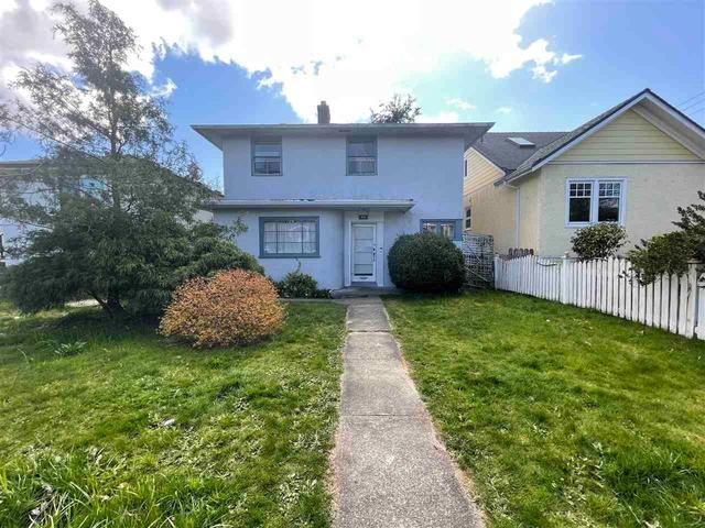 88 48th Avenue W Vancouver, BC V5Y 2Y4