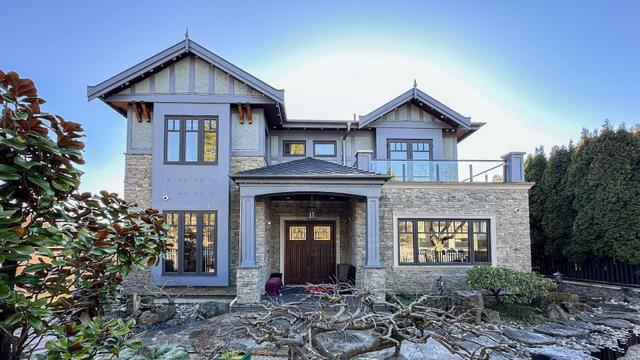 1-1332 58th Avenue W Vancouver, BC V6P 1W2