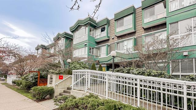 309-2211 Wall Street  Vancouver, BC V5L 1G4