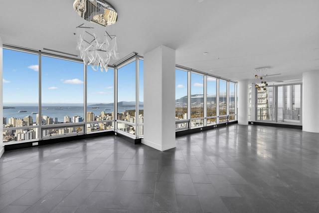 4401-1128 Georgia Street W Vancouver, BC V6E 0A8