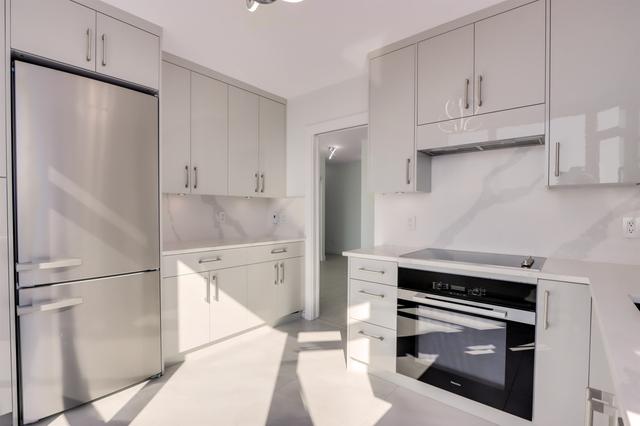 1203-140 14th Street E North Vancouver, BC V7M 1J2