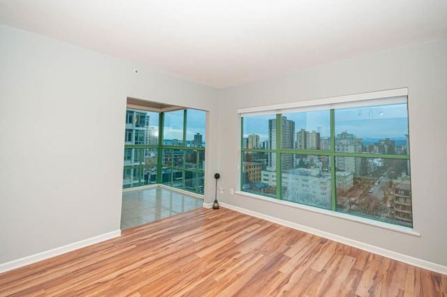 1606-909 Burrard Street  Vancouver, BC V5E 2E2
