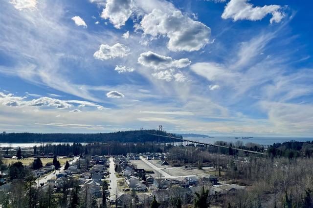1703-1675 Lions Gate Lane  North Vancouver, BC V7P 3B4