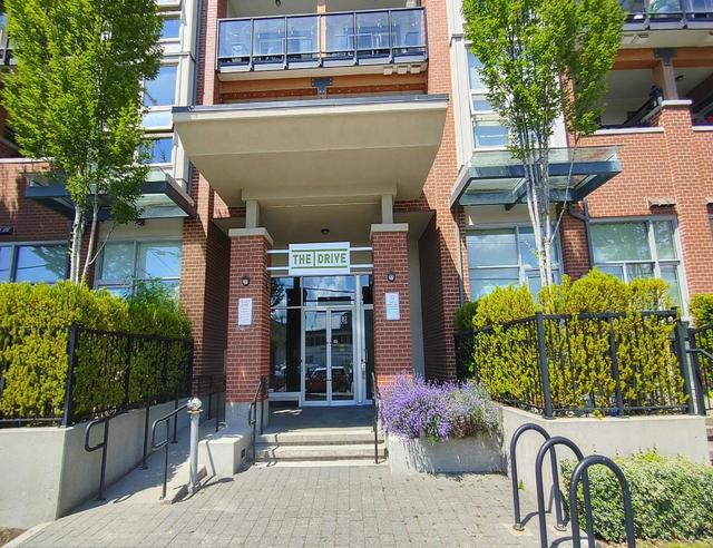 209-1182 16th Street W North Vancouver, BC V7P 0B3