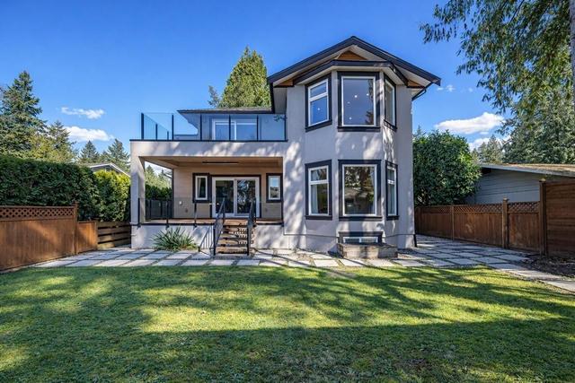 839 20th Street W North Vancouver, BC V7P 2B5