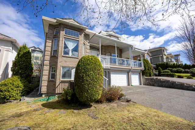 2551 Sapphire Place  Coquitlam, BC V3E 2Z1