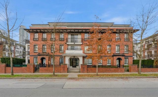 205-553 Foster Avenue  Coquitlam, BC V3J 0B5