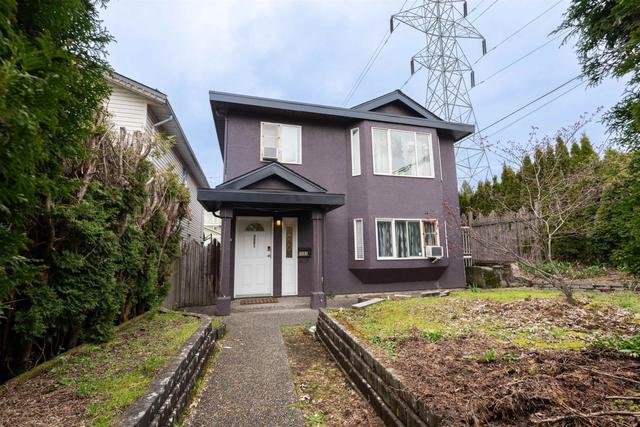 3681 Adanac Street  Vancouver, BC V5K 2P7