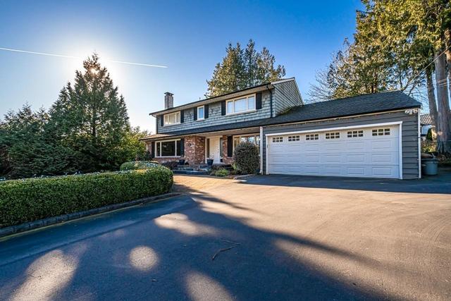 4032 Ripple Road  West Vancouver, BC V7V 3K9