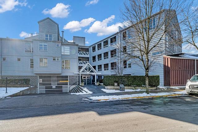 208-2020 Kent Avenue South E Vancouver, BC V5P 4X1